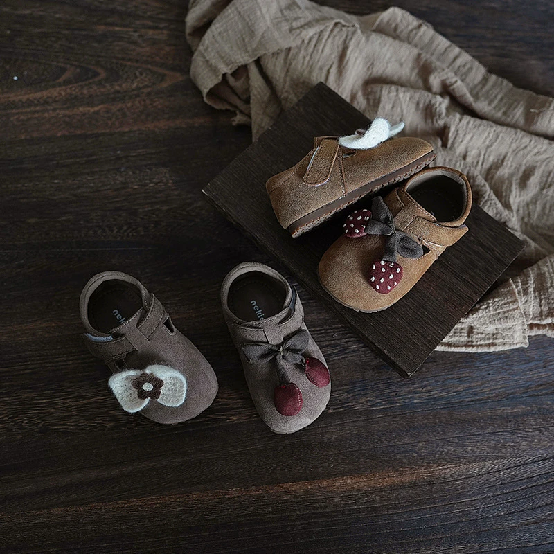 752儿童勃肯鞋女童皮鞋卡通可爱小童鞋秋女宝公主鞋软底防滑单鞋