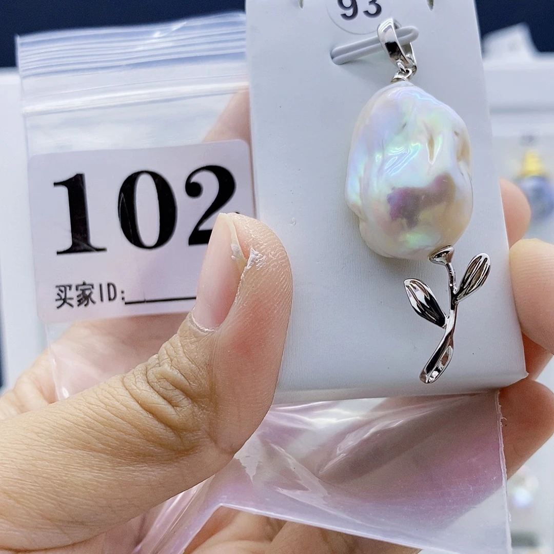 淡水珍珠钛钢颈饰