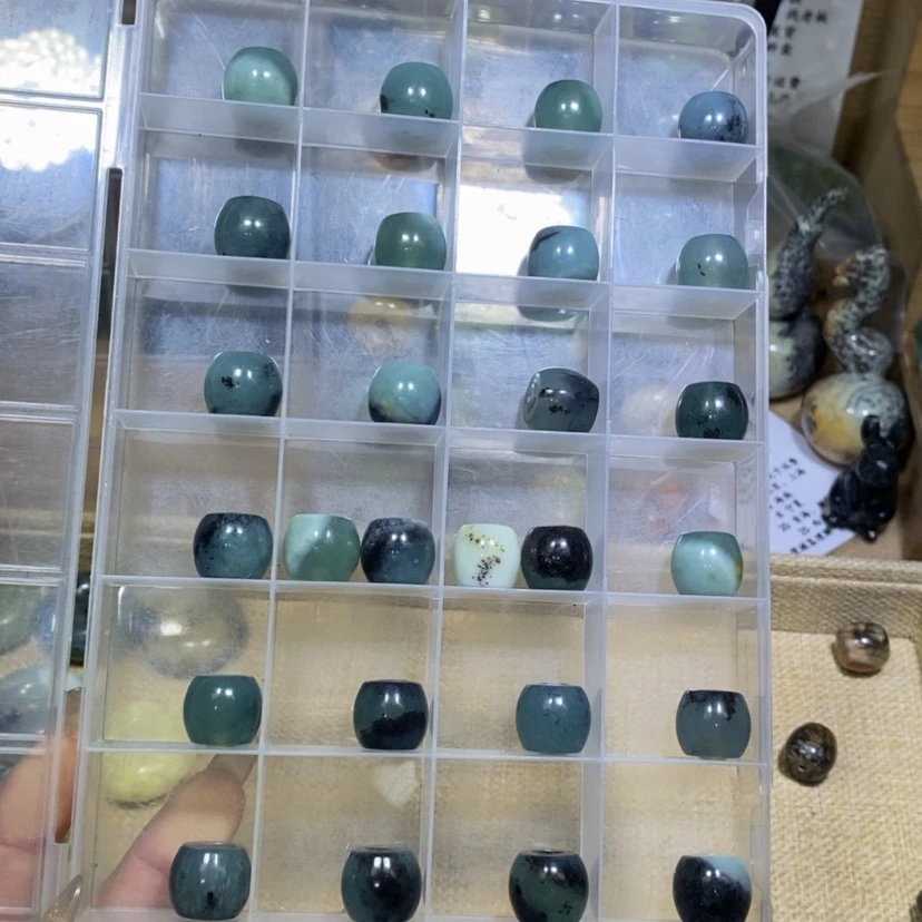 【闪购商品】蛇纹石玉颈饰未镶嵌孑****心47