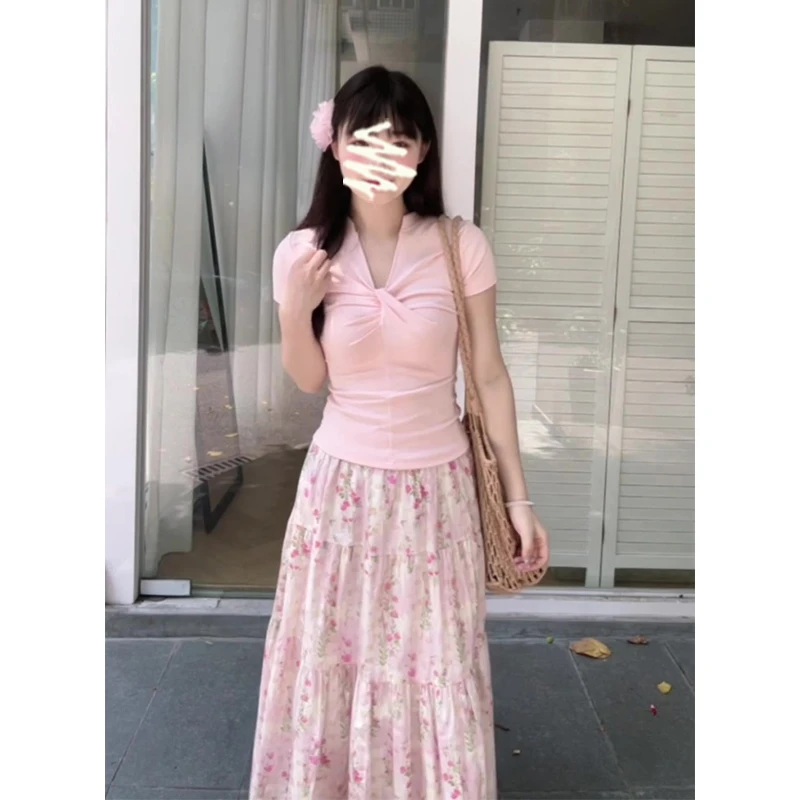 2025夏季新款女法式甜美设计感修身扭结上衣高腰显瘦碎花半身裙