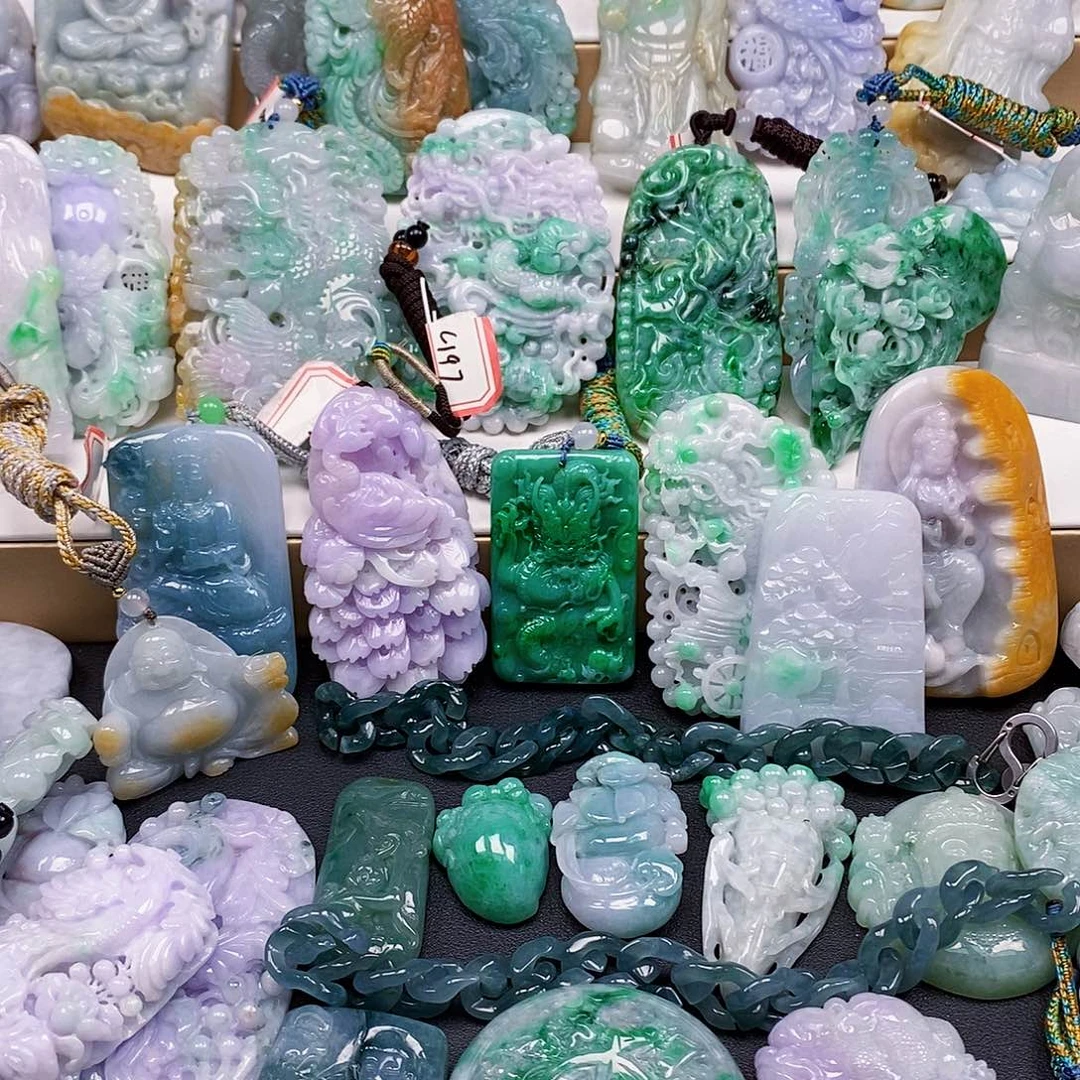 吊坠(不含链)未镶嵌翡翠