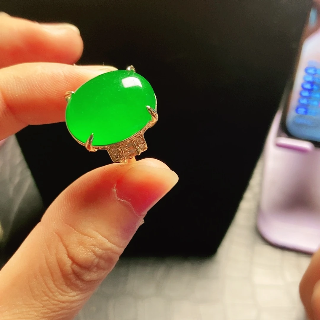 翡翠14K金镶嵌颈饰戒指