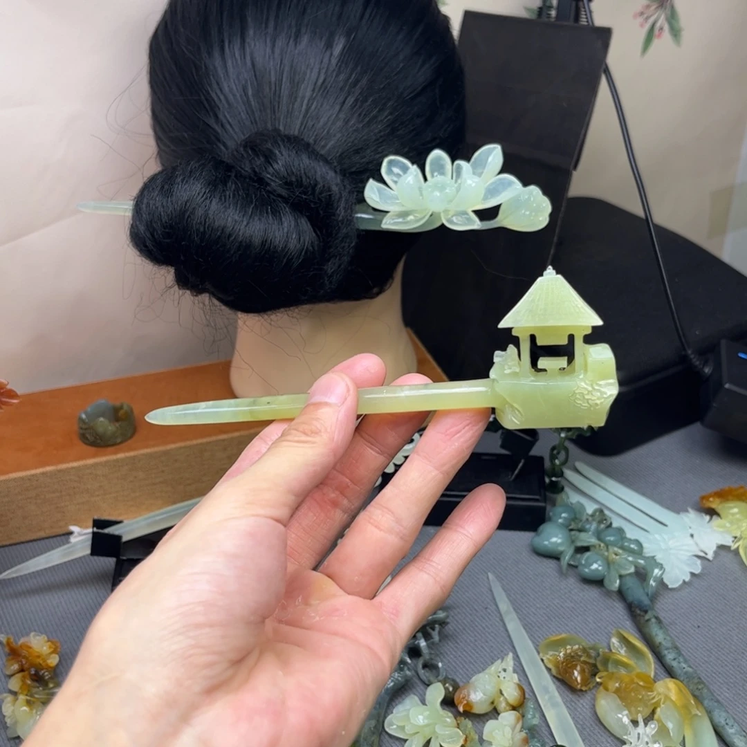 蛇纹石玉未镶嵌发饰