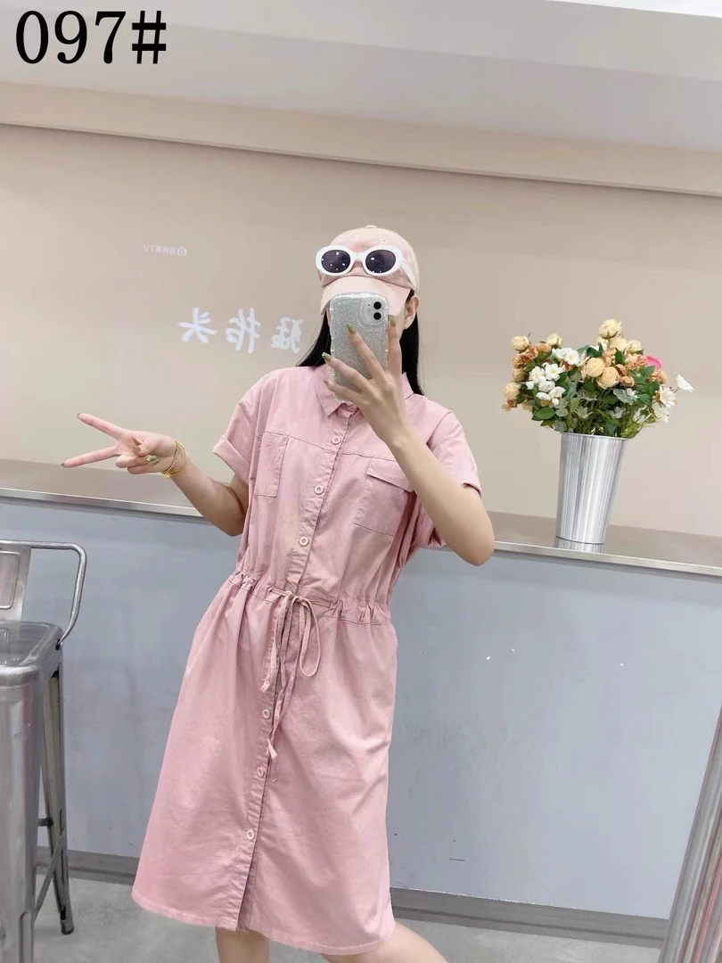 097大码女2025夏新款薄料时尚显瘦百搭修身翻领短袖连衣裙