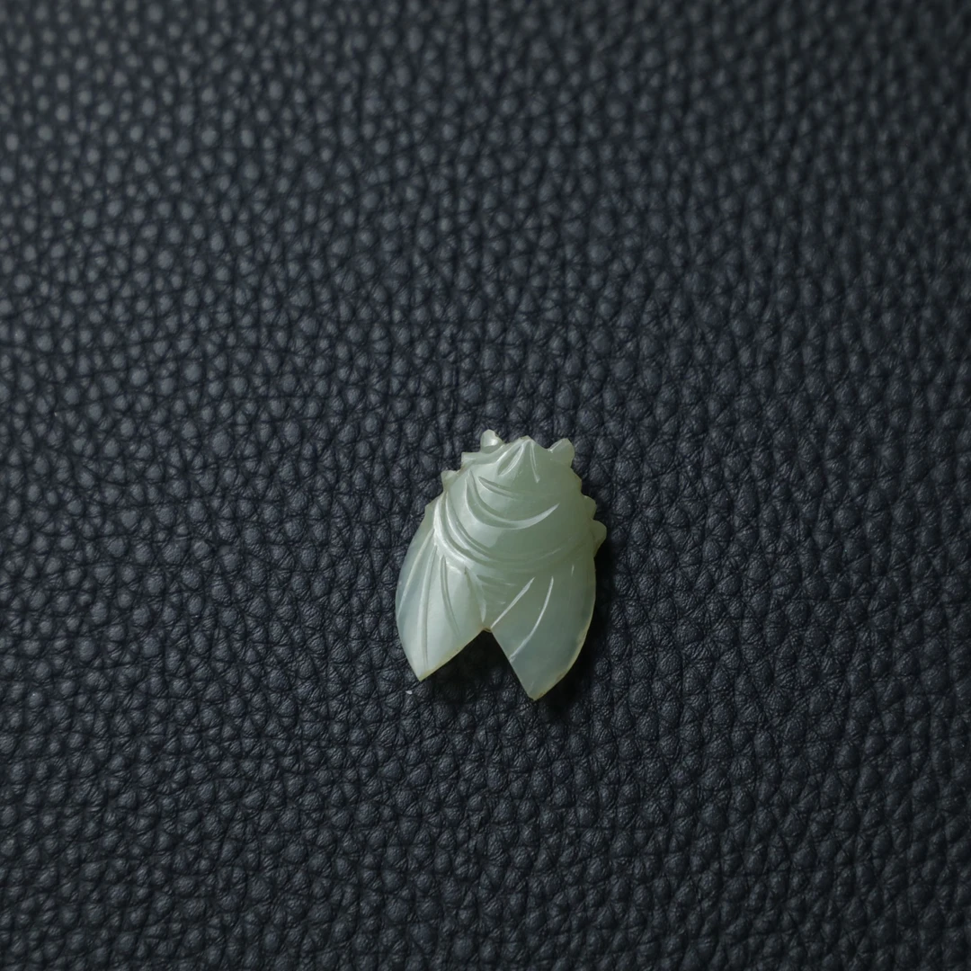 TCWWA07186清晚和田白玉玉蝉挂件