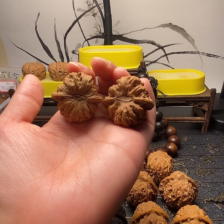 把件文玩核桃小众尖有黄