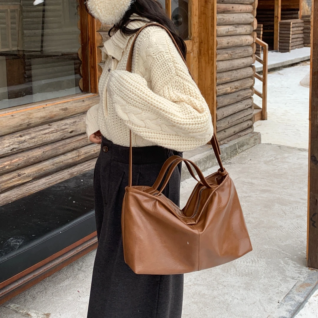 竹笋喵喵 小众大容量绒面慵懒手提包女2025新秋冬百搭复古单肩包