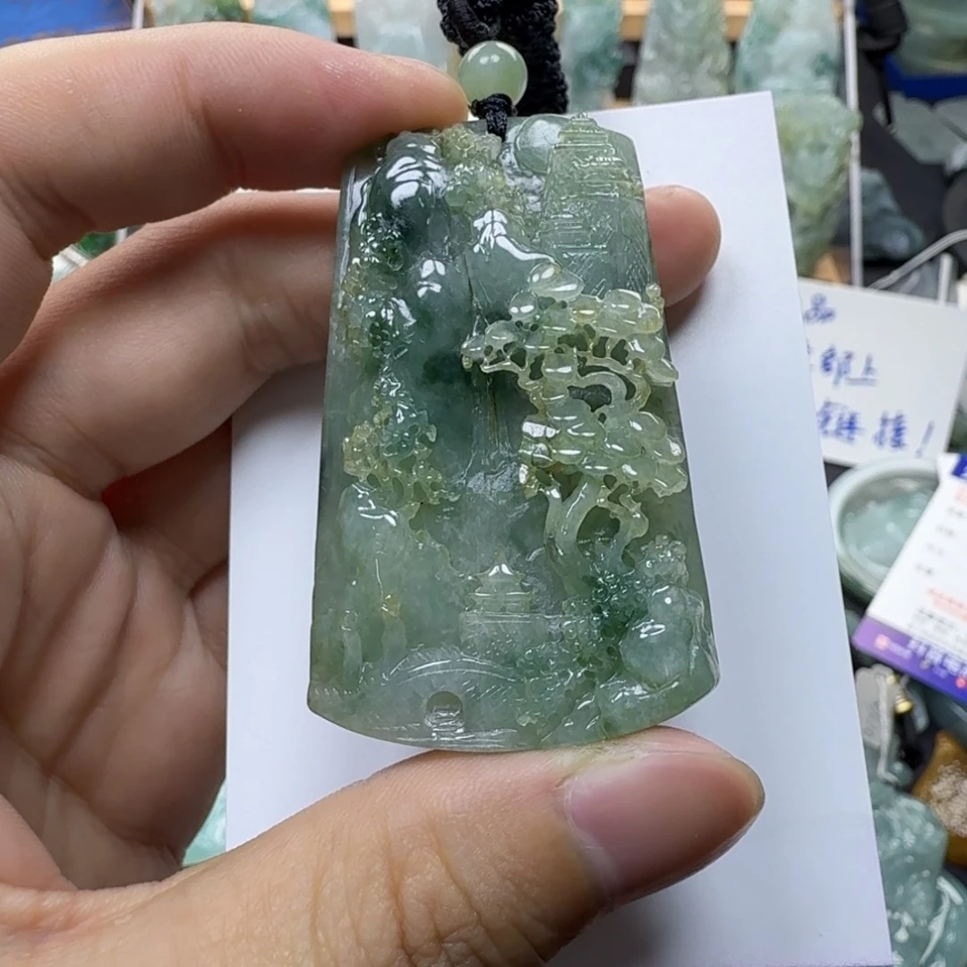 小***八翡翠未镶嵌颈饰缅甸a货翡翠