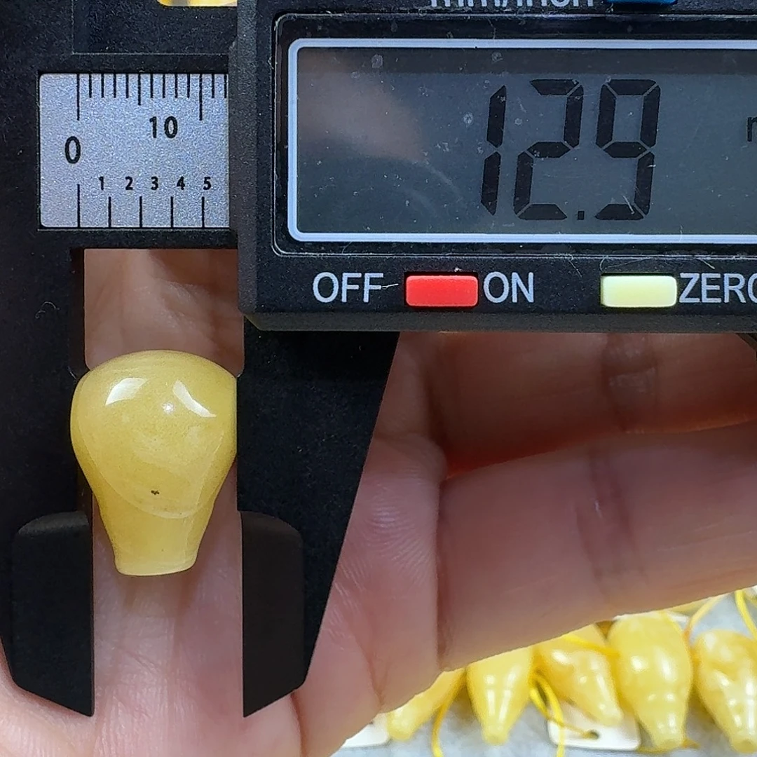 蜜蜡未镶嵌裸石38杂