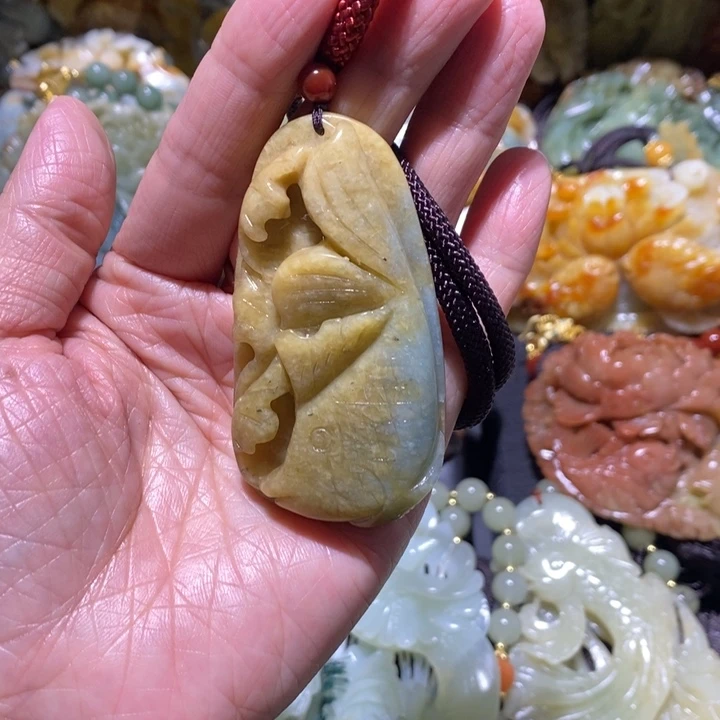 岫玉岫玉吊坠未镶嵌平*?