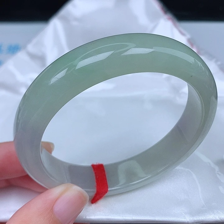 未镶嵌手镯翡翠天然