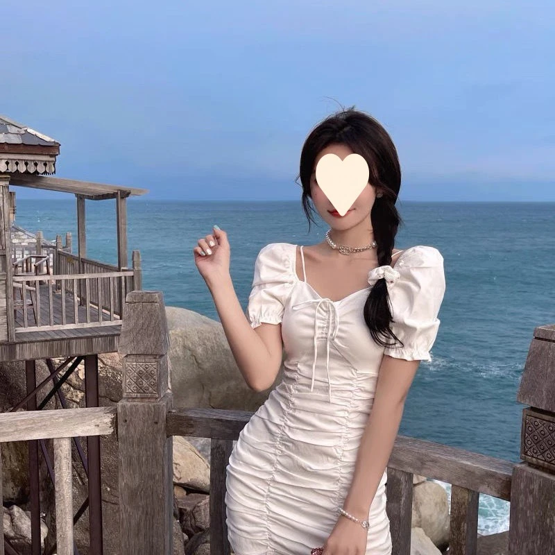 夏季2025新款韩版气质法式轻熟风泡泡袖褶皱抽绳修身显瘦连衣裙女