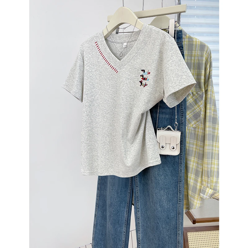 小个子短袖正肩T恤女夏季重工刺绣设计感宽松V领上衣2025新款爆款