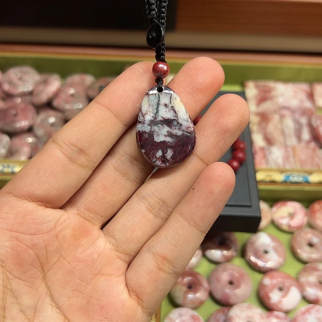 天然辰砂钥匙扣挂件