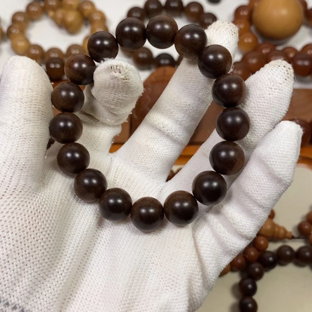 晴***天檀香木老山檀香1.2沉水焦糖奶香