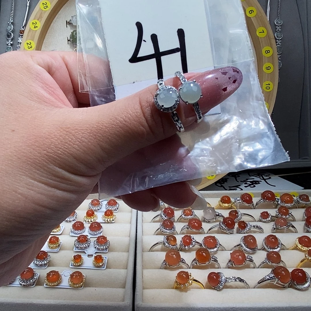 翡翠未镶嵌戒指缅甸