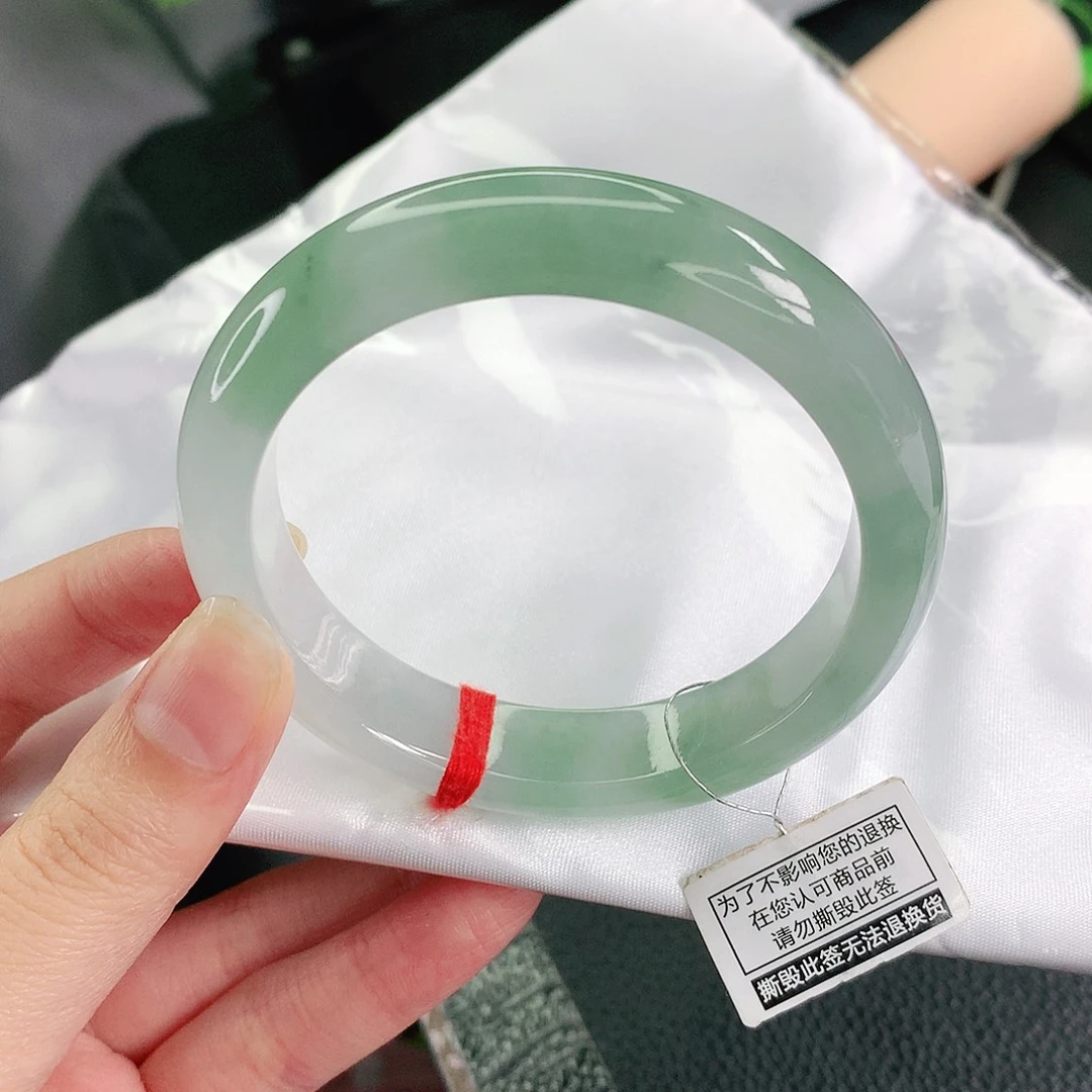 翡翠未镶嵌手镯54.5圈