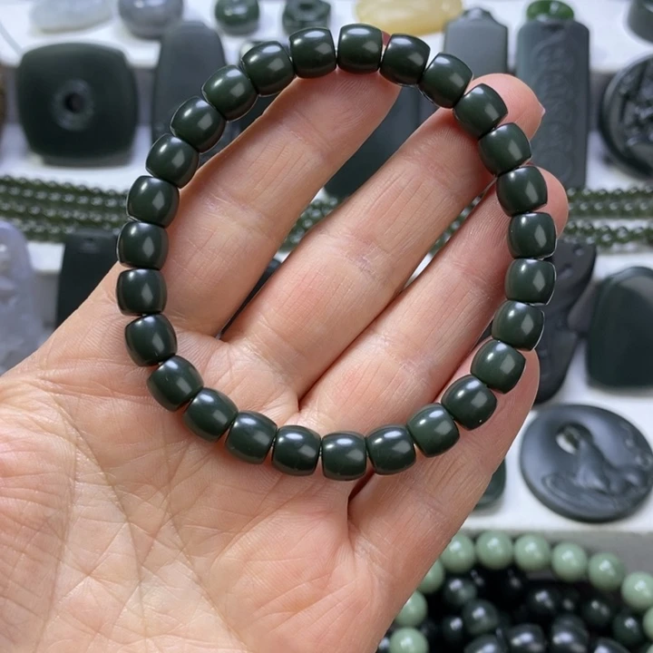 和田玉未镶嵌珠宝奇石