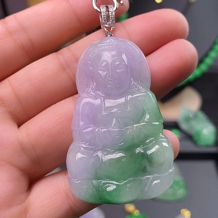 翡翠未镶嵌吊坠(赠链)