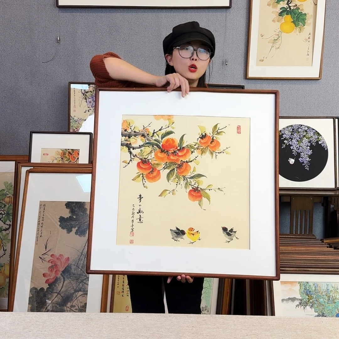 国画手绘带框尺寸：70*70