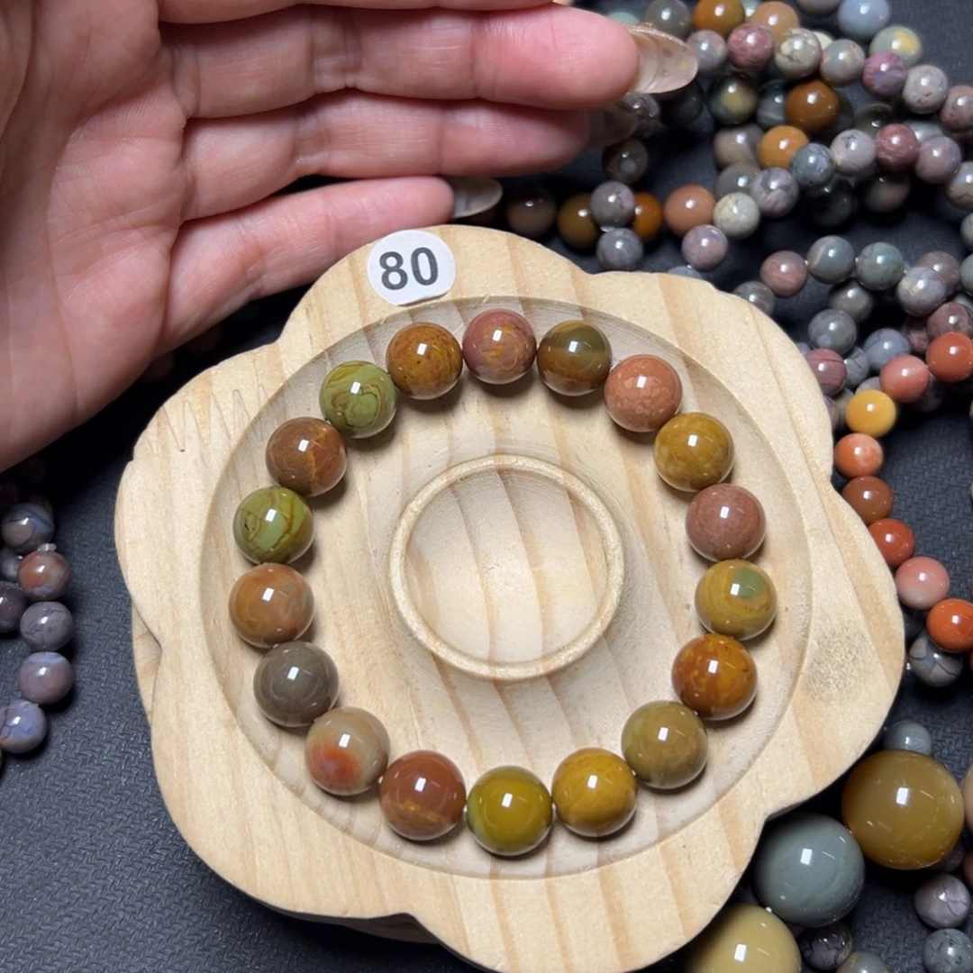 夏***一石英质玉未镶嵌手链84