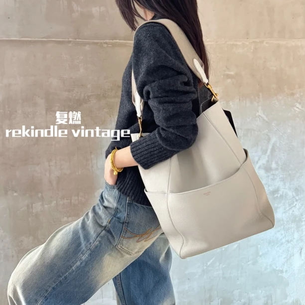 95新 Celine/思琳 复燃精选/白色大水桶