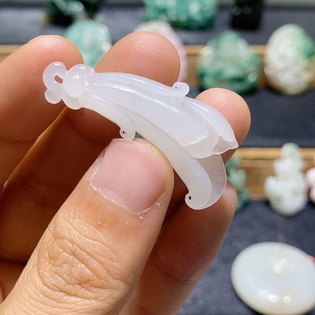 书***石独山玉未镶嵌吊坠