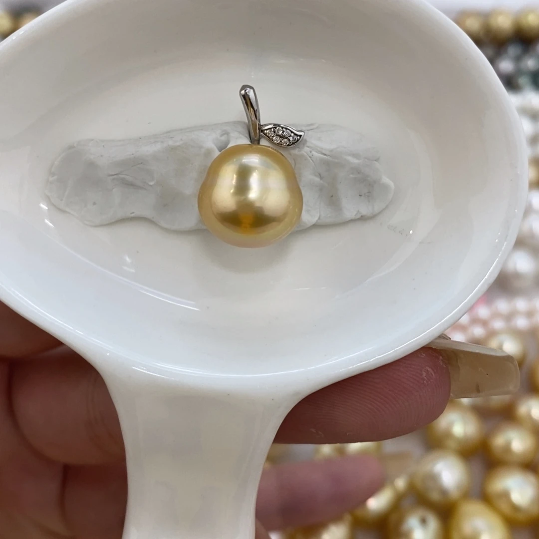 未镶嵌裸珠海水珍珠浓金单珠12.8