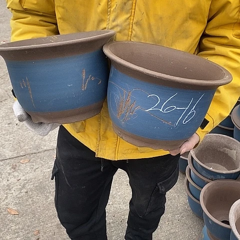 紫砂中国宜兴紫砂花盆，