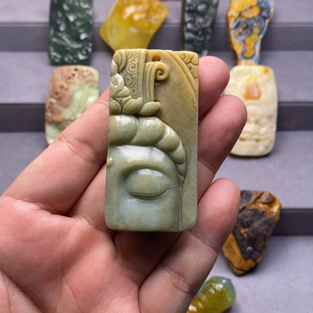 老***汉岫玉未镶嵌颈饰挂件