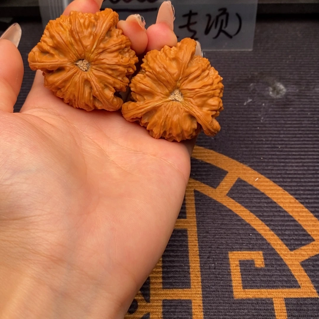 一***一吊坠文玩核桃白狮子
