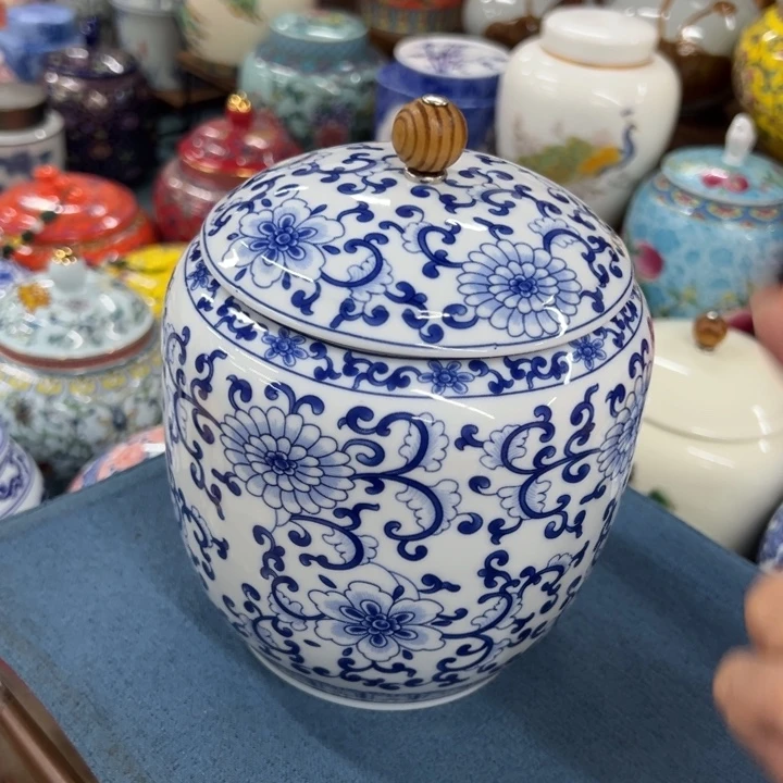 高端陶瓷茶叶密封罐