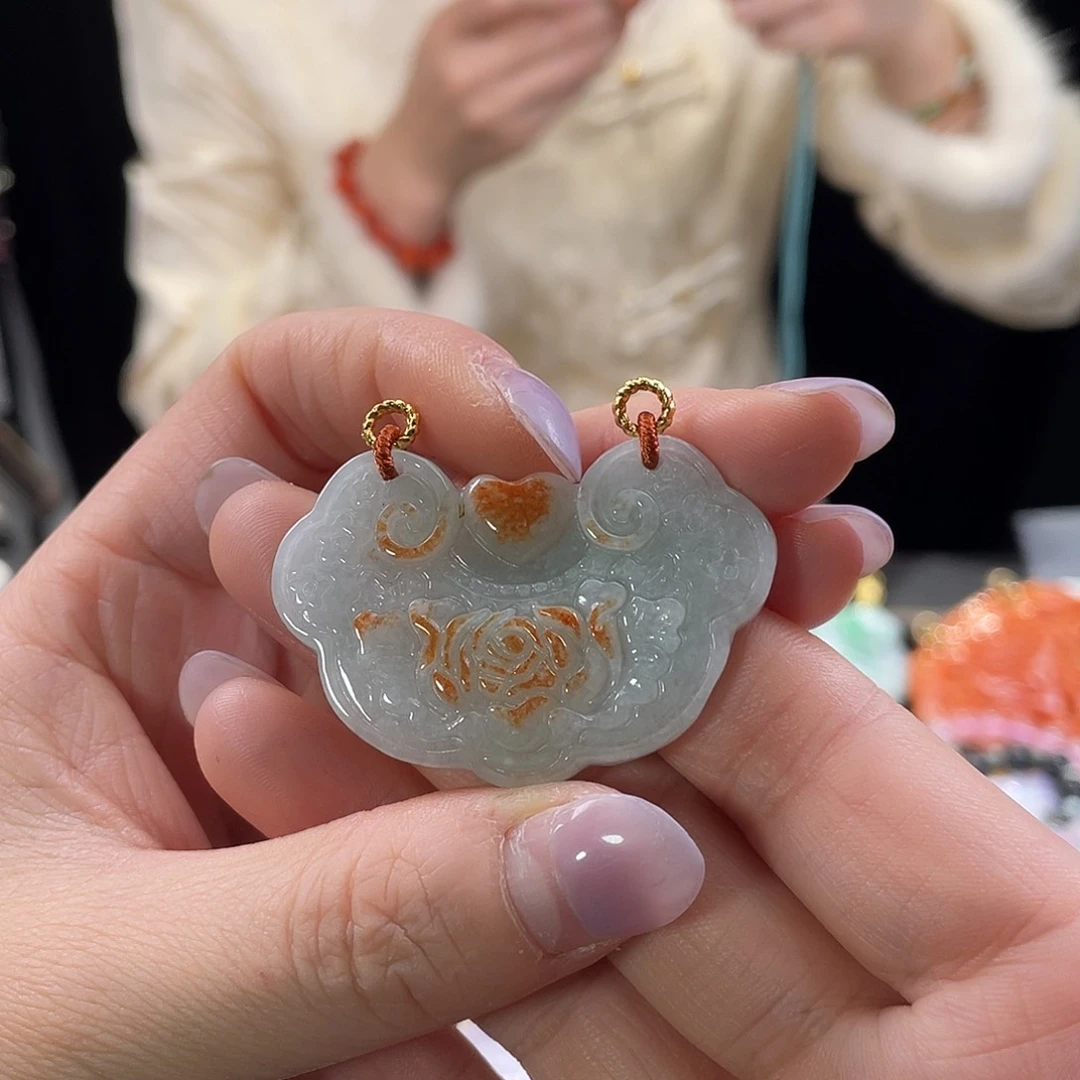 翡翠颈饰未镶嵌代编织