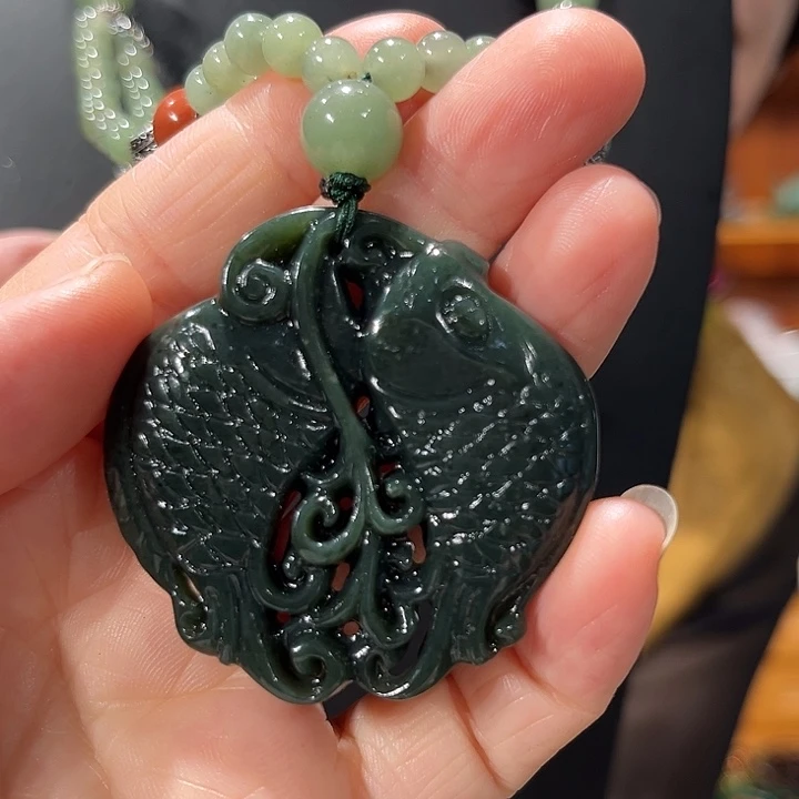 颈饰未镶嵌和田玉