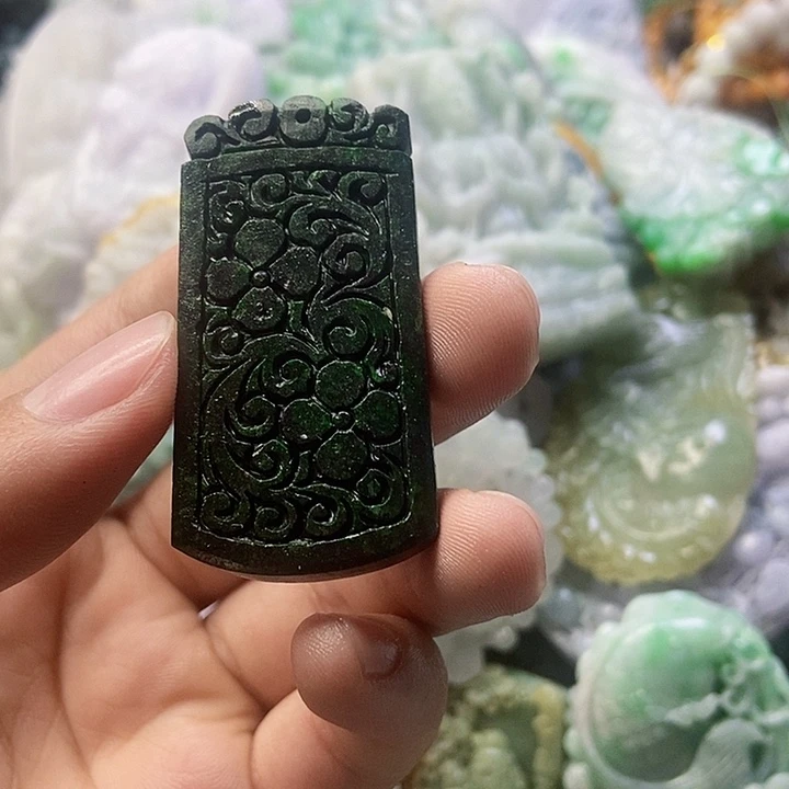 定制翡翠未镶嵌天然翡翠