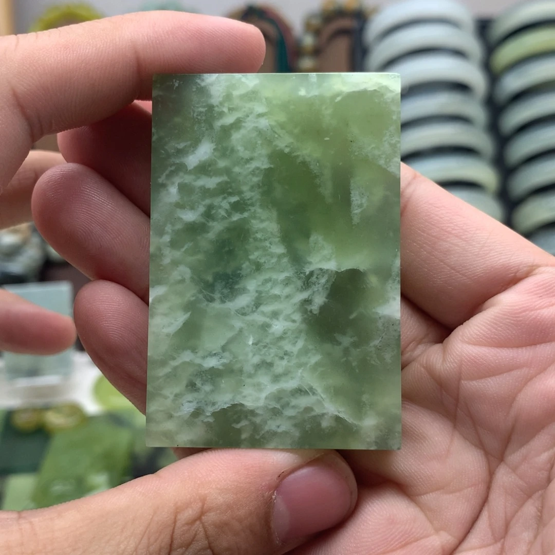 岫玉未镶嵌吊坠(不含链)