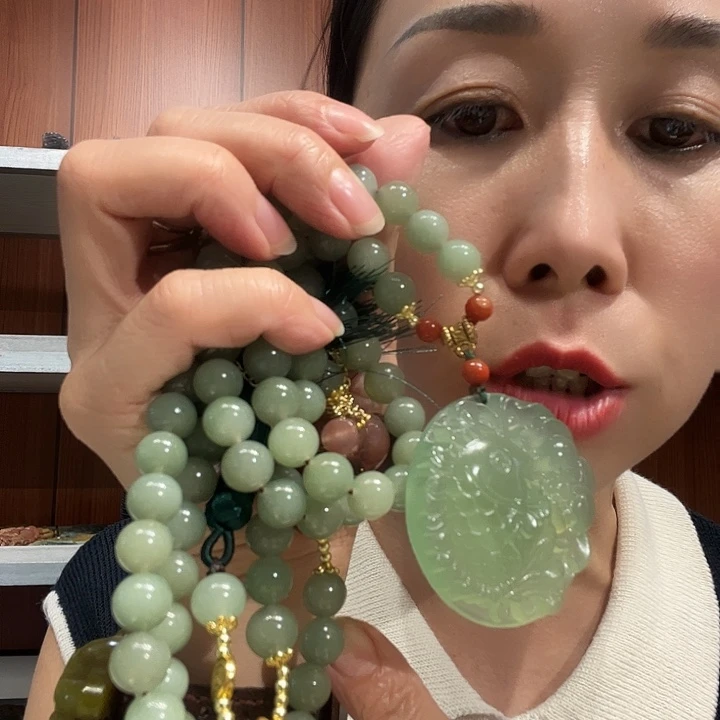 岫玉未镶嵌岫玉吊坠