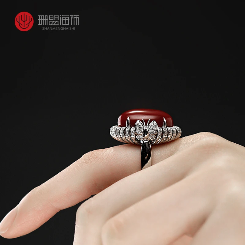 红珊瑚阿卡深色蛋面珊瑚戒指