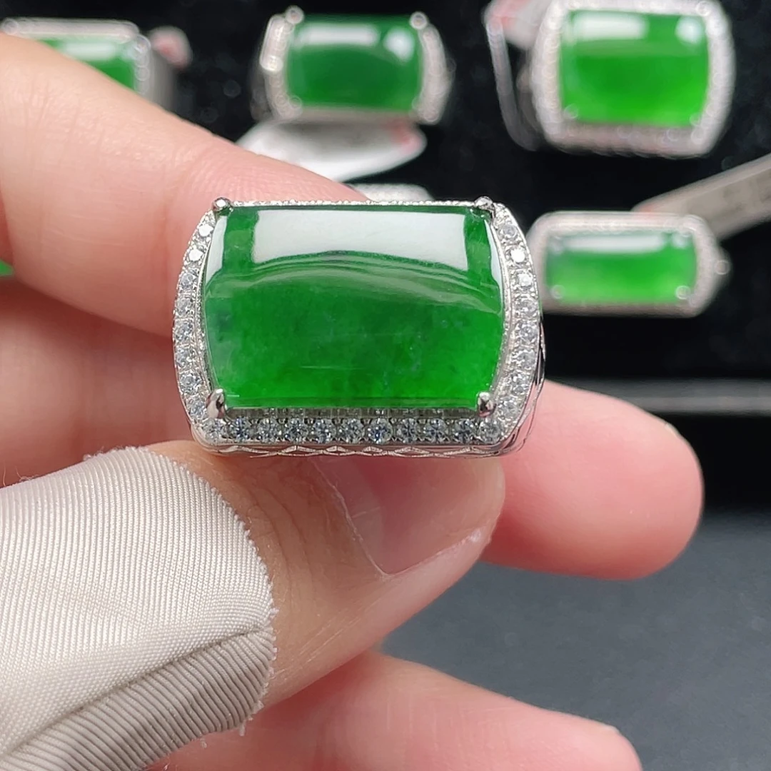 翡翠银S925镶嵌戒指天然A货翡翠没运费险4000