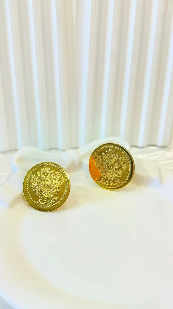 铜合金耳饰 菲纳孜金币耳环 小众气质金色百搭精致女法式欧美轻奢