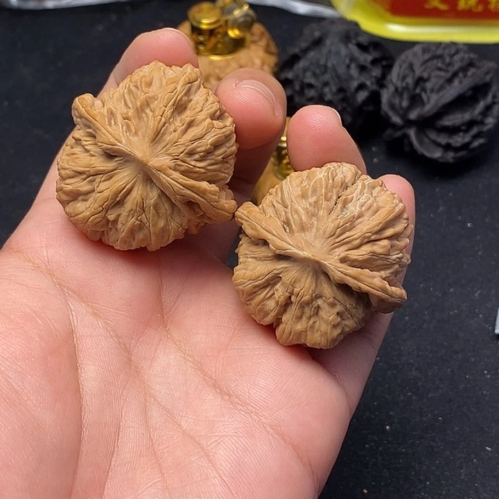 吊坠龙脊菩提四喜楼