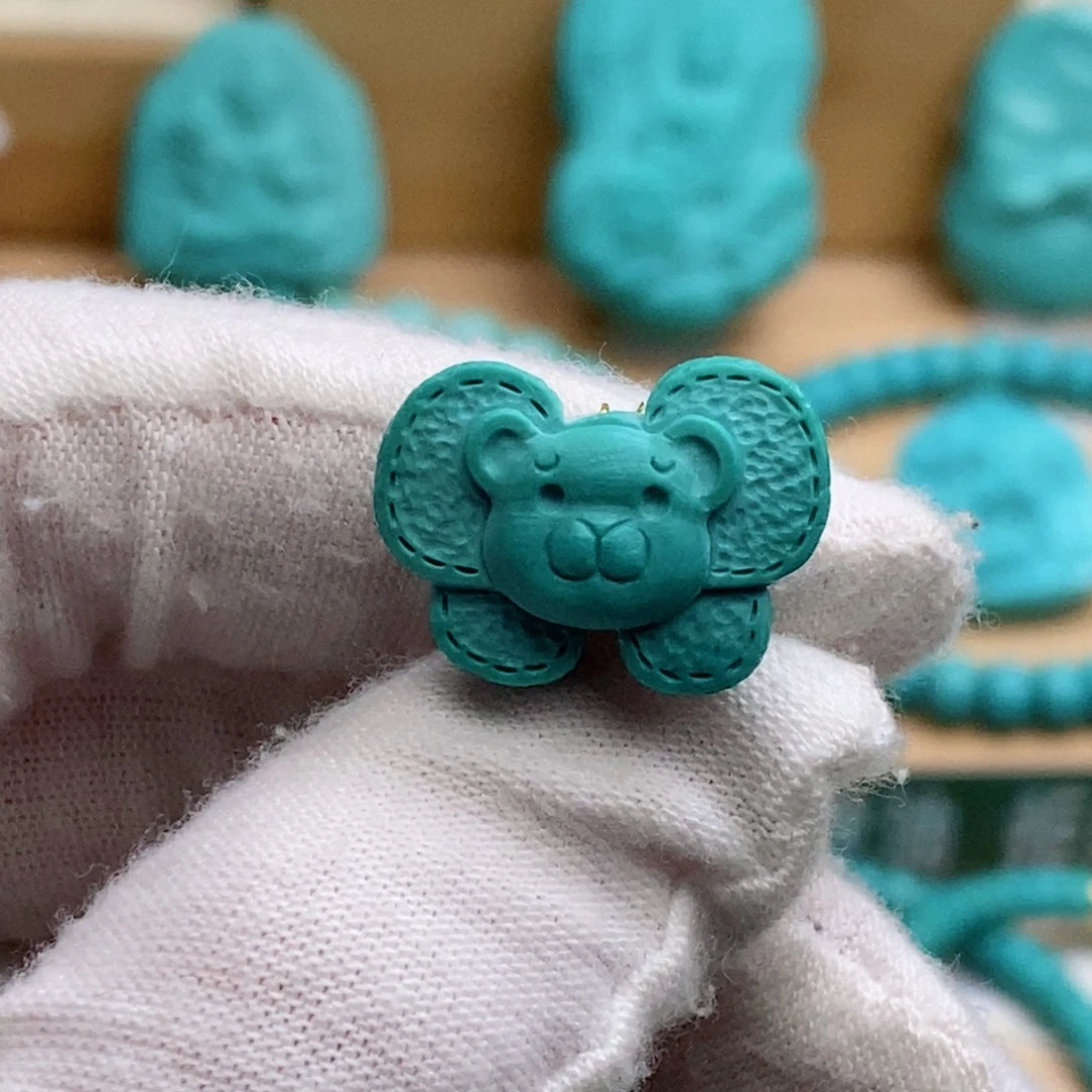 绿松石未镶嵌珠宝奇石