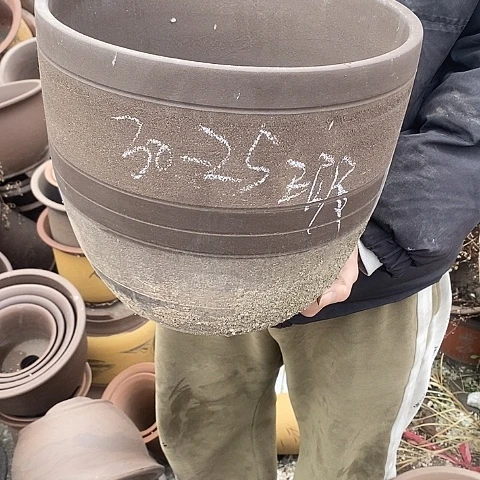 紫砂中国宜兴紫砂花盆？