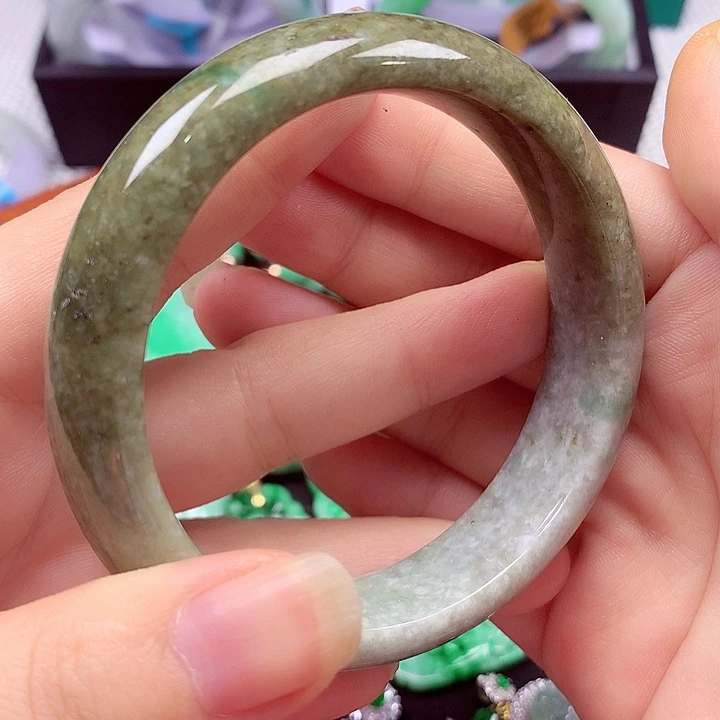 未镶嵌手镯翡翠翡翠手镯