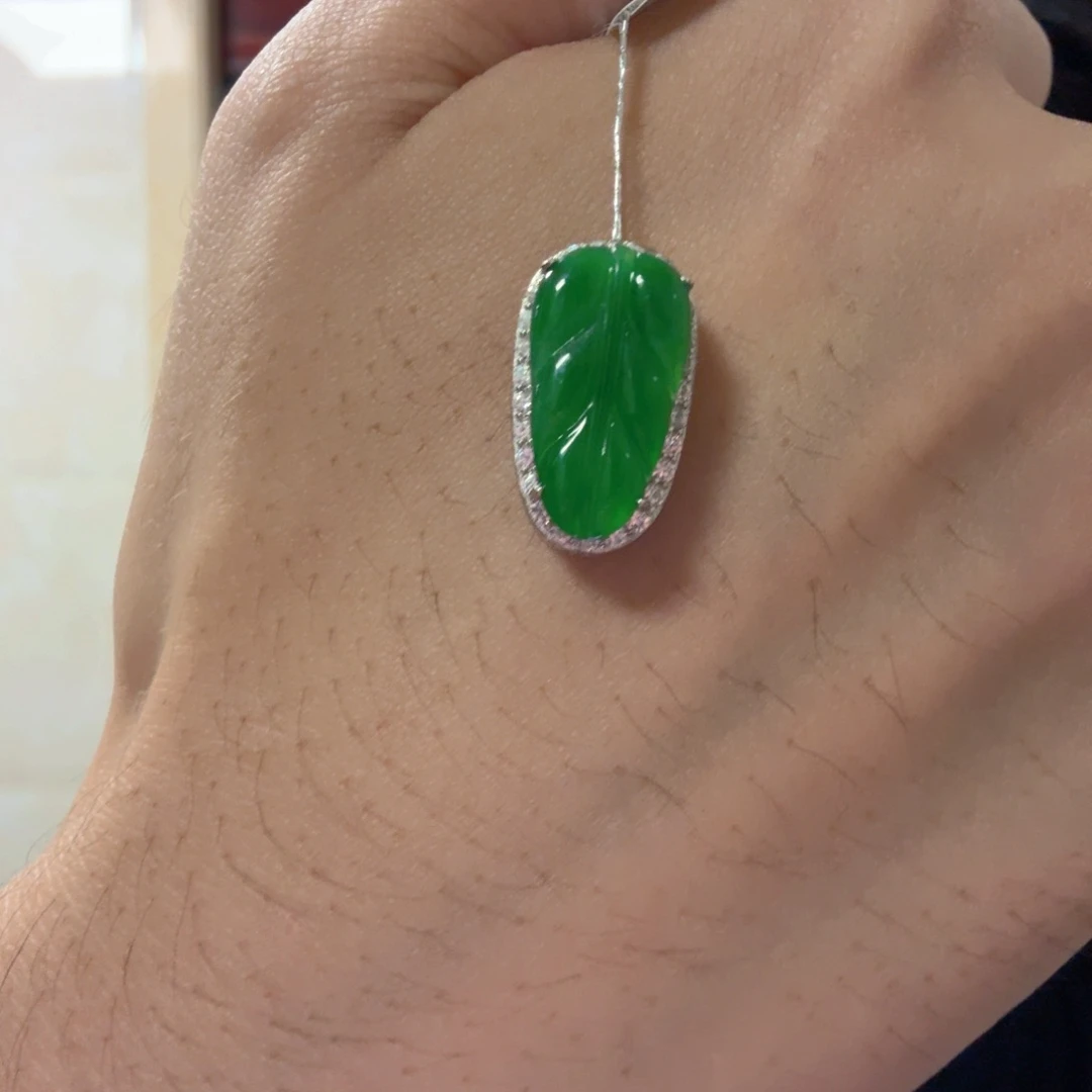 翡翠银S925镶嵌颈饰吊坠