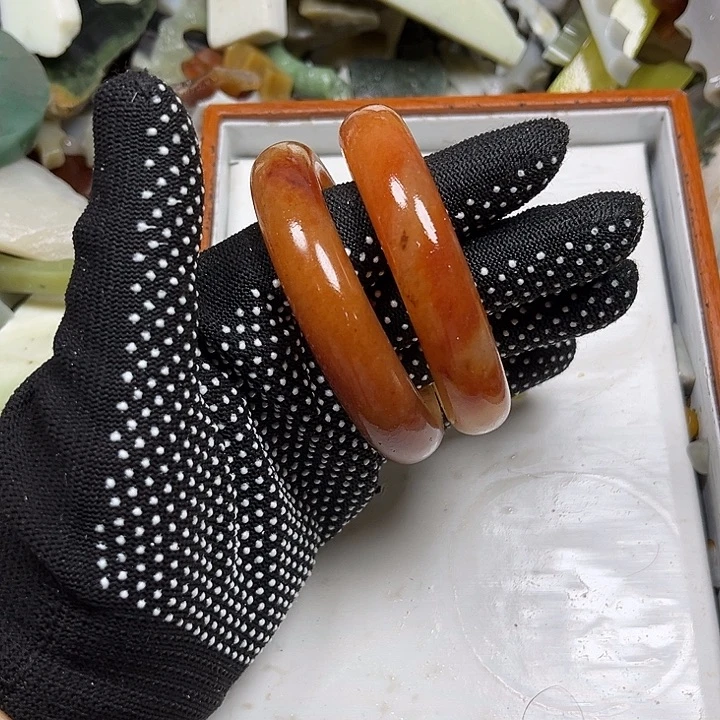 和田玉未镶嵌珠宝奇石