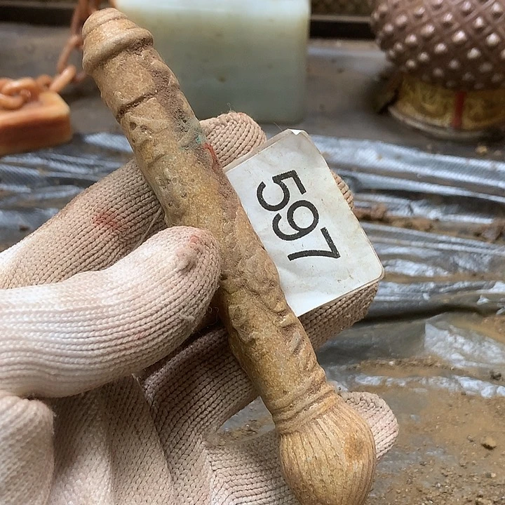 未镶嵌和田玉挂件