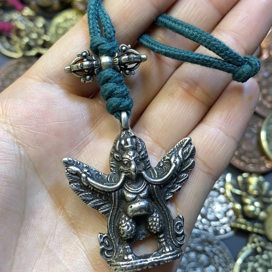 藏式大鹏鸟搭配挂件