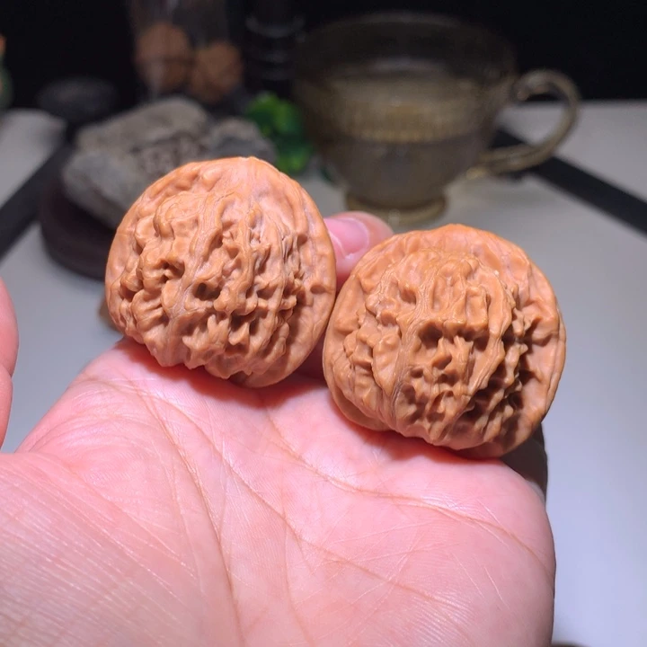 文玩核桃把件天地狮子头