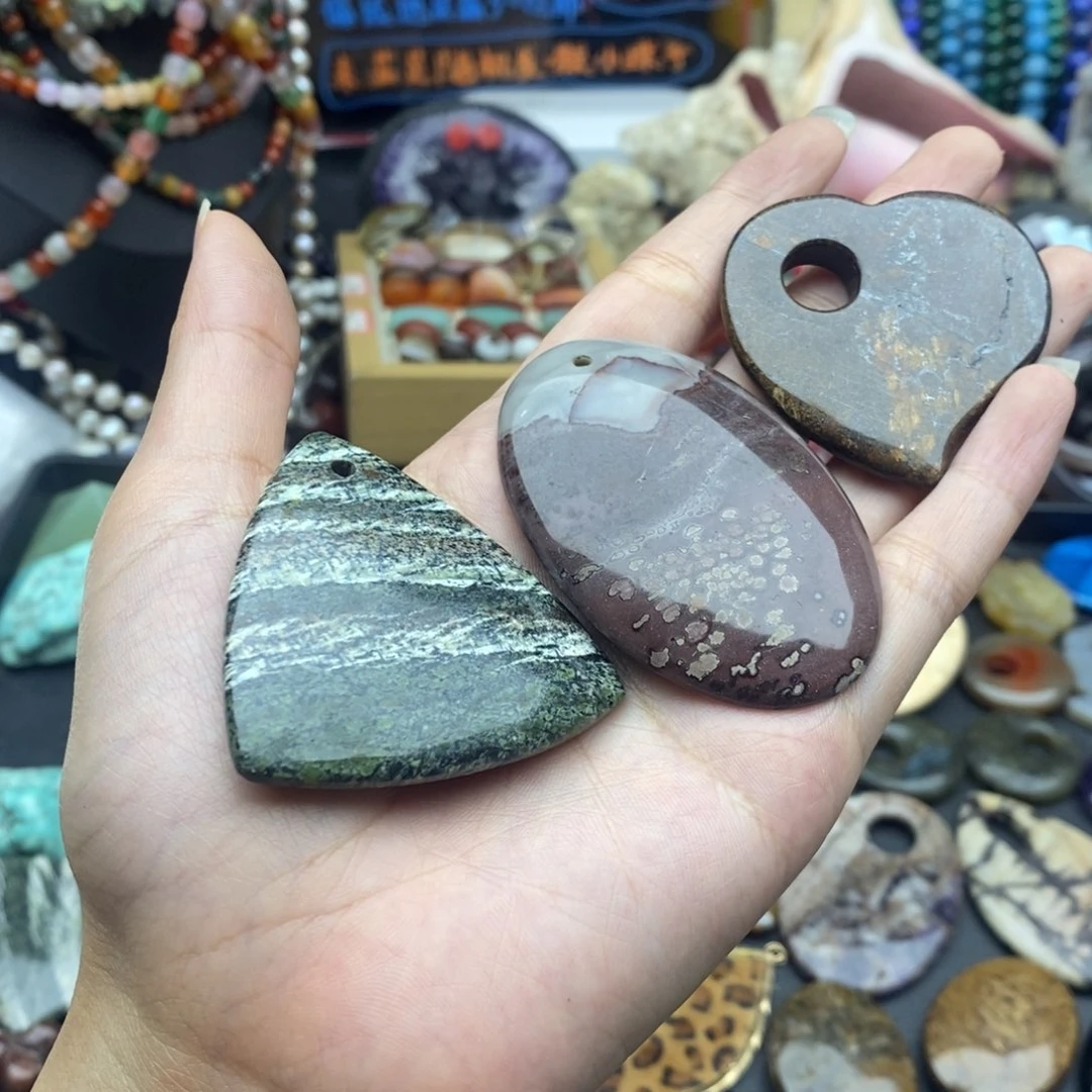 玛瑙/玉髓未镶嵌珠宝半成品到手三个A610